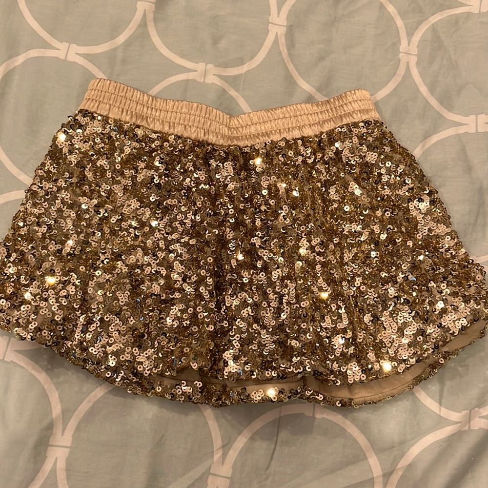 Super cute skirt for the holidays